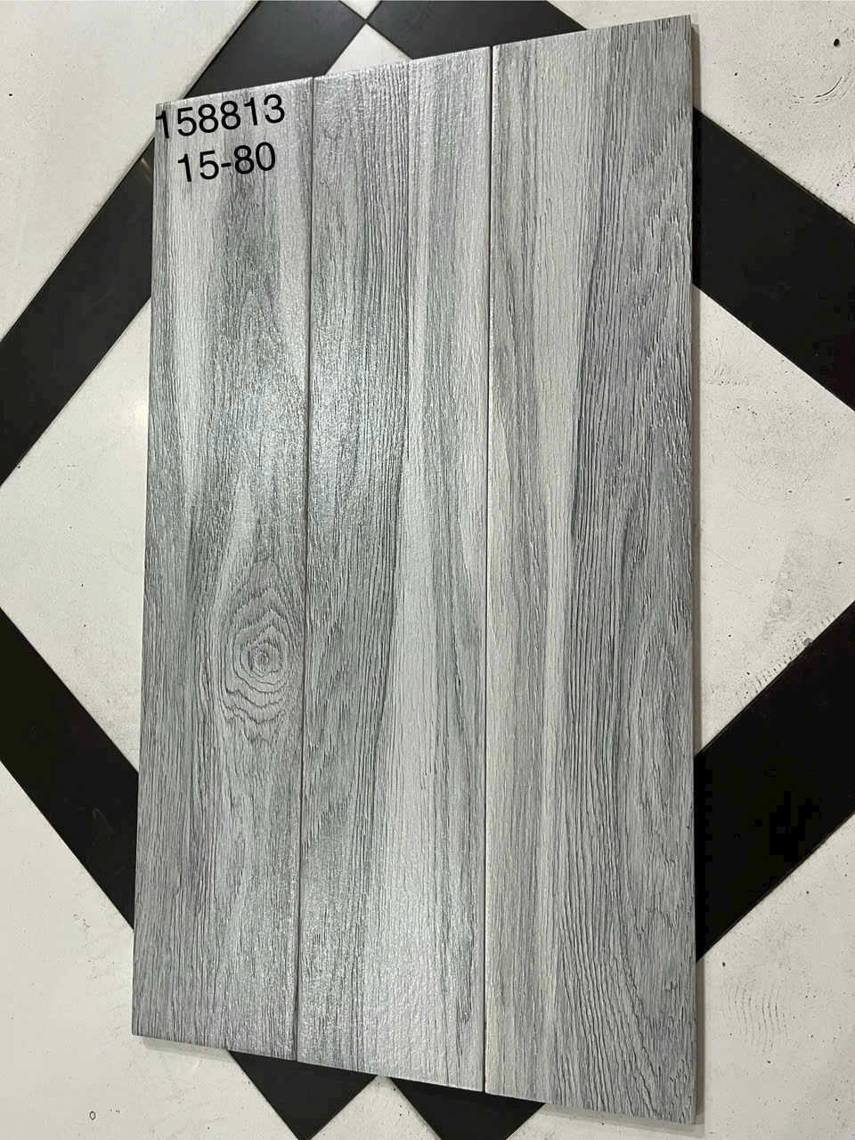 z7150887139748_672ac746832fd5d8fb1e56f77158a26d